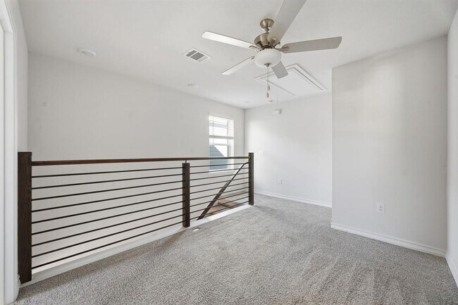 Building Photo - 4806 Plum Peach Bend