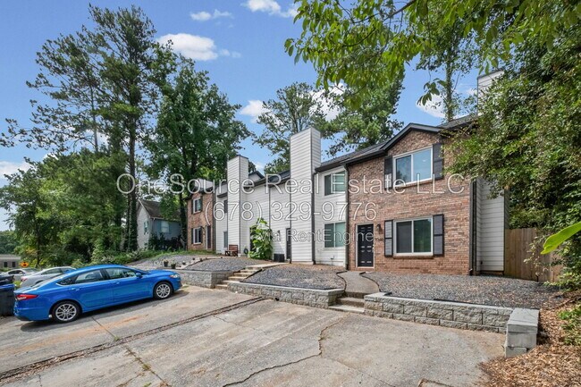Building Photo - 1340 N Hampton Rd