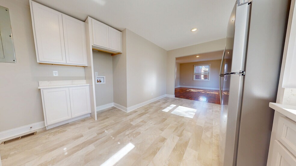 Building Photo - 1307 Cardinal Ave