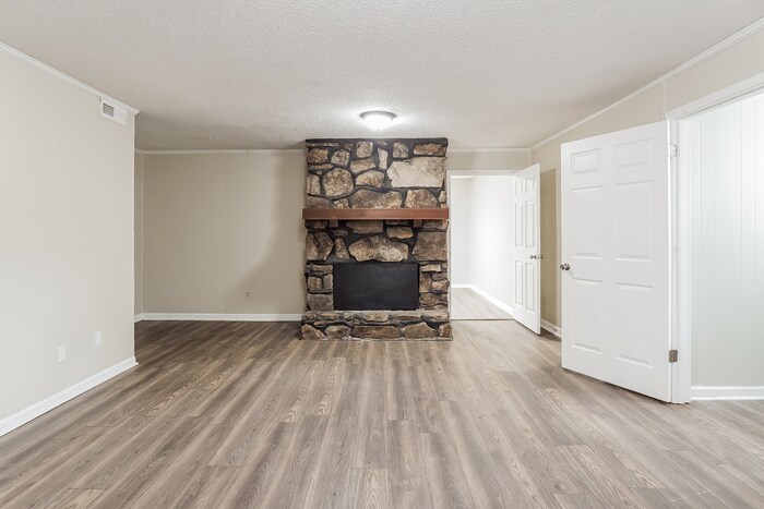 Building Photo - 104 White Cap Cir