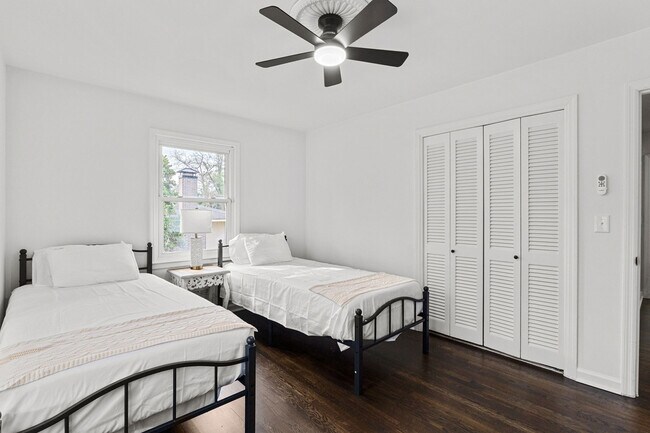 Building Photo - 743 Lancaster Rd