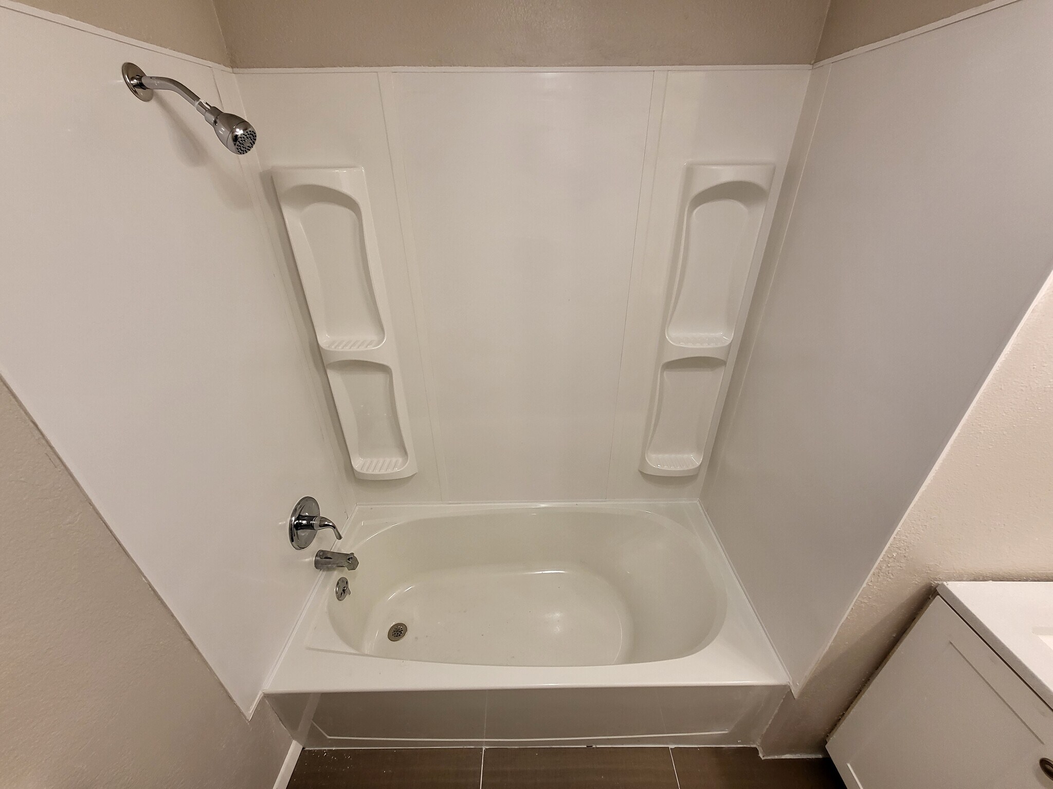 Building Photo - 5155 Quinella Ct