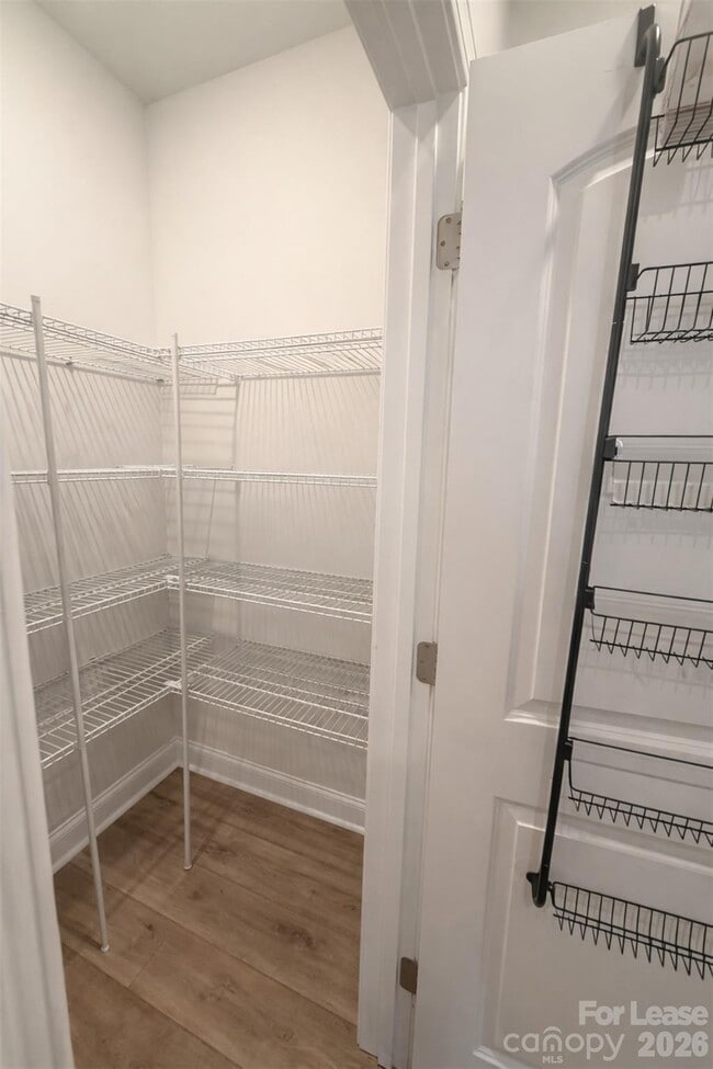 Building Photo - 1211 Ashe Mdw Dr