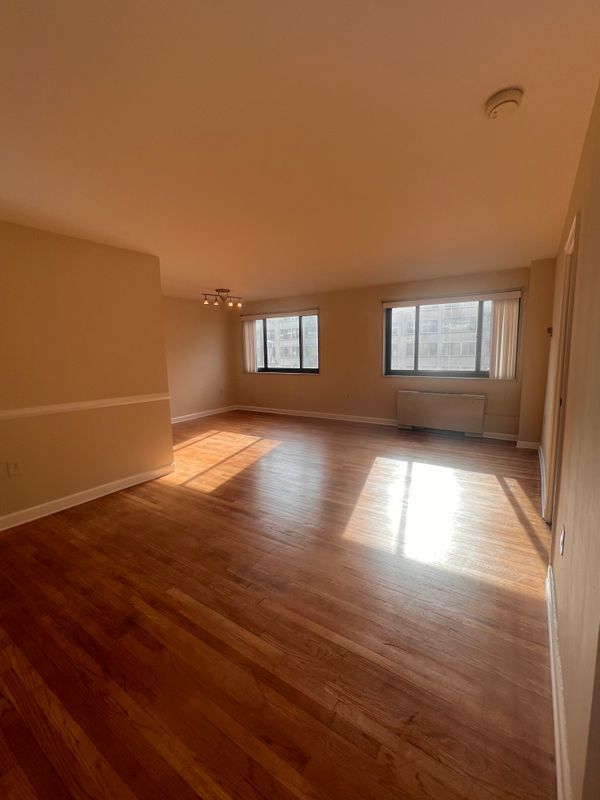 Building Photo - 1200 S Arlington Ridge Rd