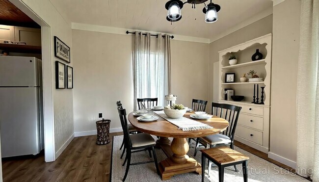 Building Photo - 4503 L Pl