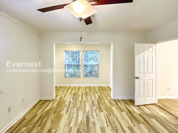 Building Photo - 1065 Fair St SW