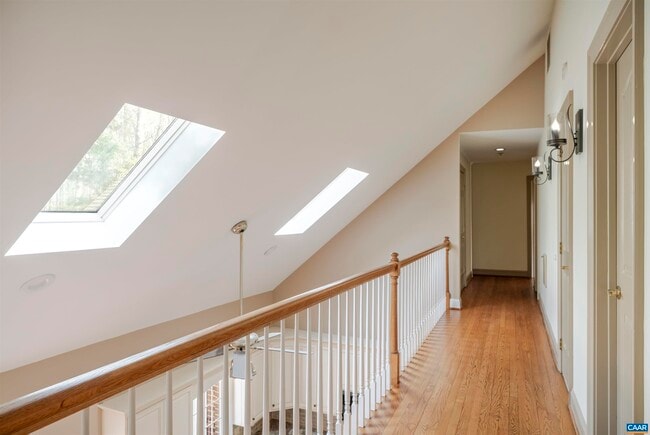 Building Photo - 3125 Beau Mont Farm Rd