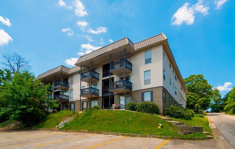 2700 at Homewood UNDER RENOVATION Birmingham, AL Apartment Finder