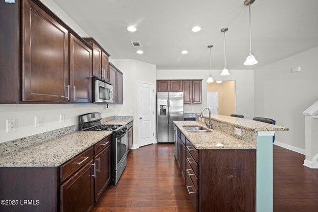 Building Photo - 13 Brasstown Way