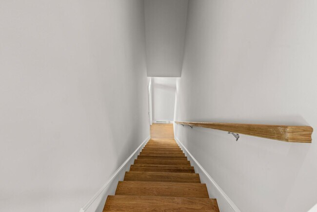 Building Photo - Ember Drive