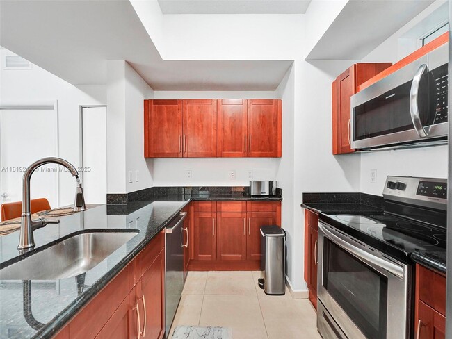Building Photo - 7270 SW 88th St