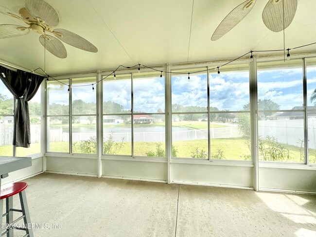 Building Photo - 12059 Autumn Sunrise Dr