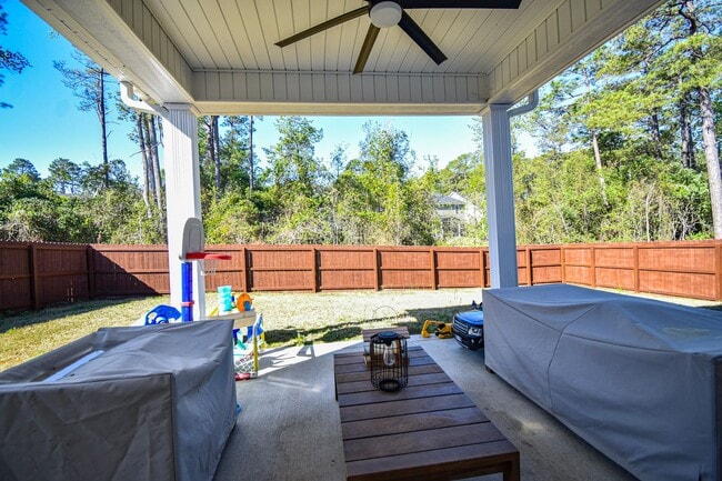 Building Photo - 4 Bedroom 3.5 Bath, No Pets