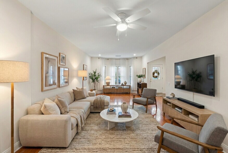 Building Photo - 36 Independence Way