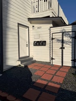 Building Photo - 3522 Beauchamp St