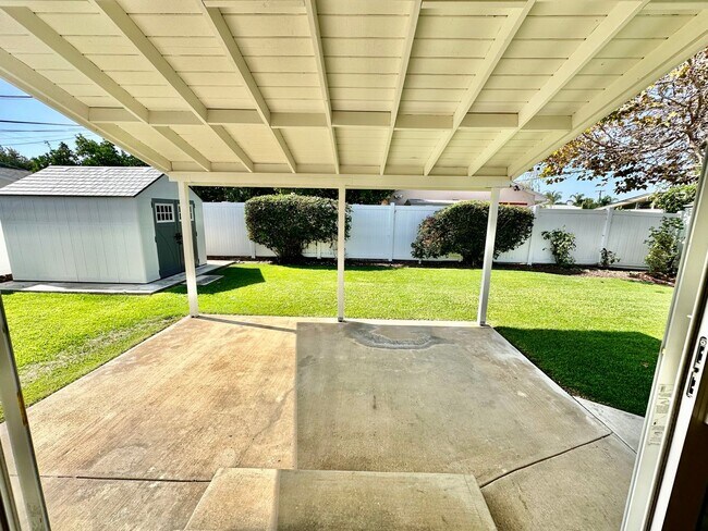 Building Photo - Beautifully Remodeled Allied Gardens Home