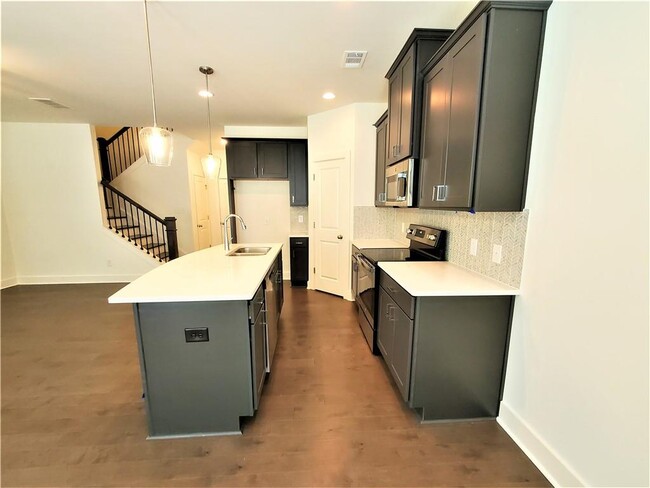 Building Photo - 389 Auburn Valley Wy