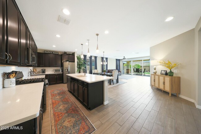 Building Photo - 8419 S 164th Dr