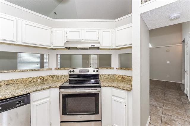 Building Photo - 8440 Cloverglen Ln