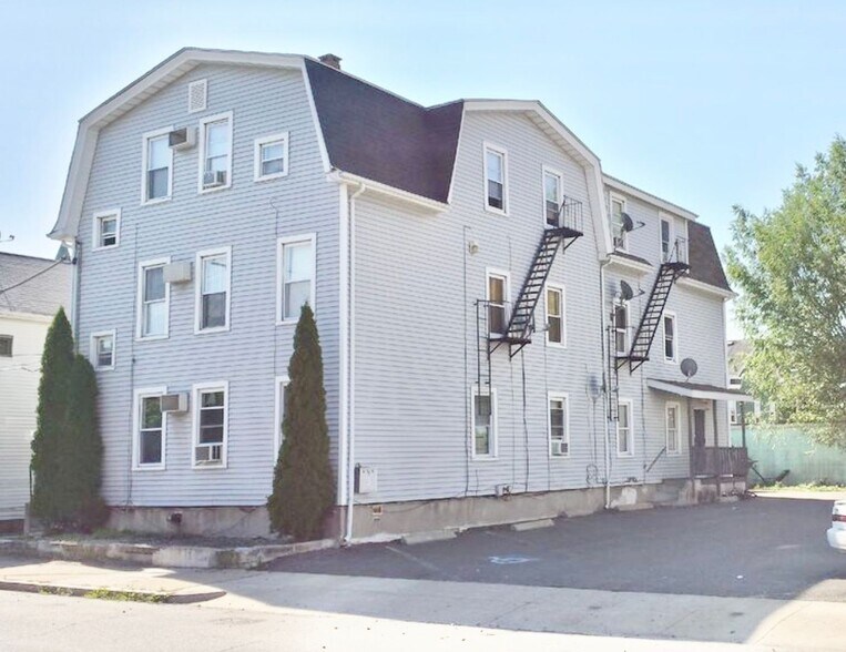 Building Photo - 22-24 Lawn Avenue - Unit #1R