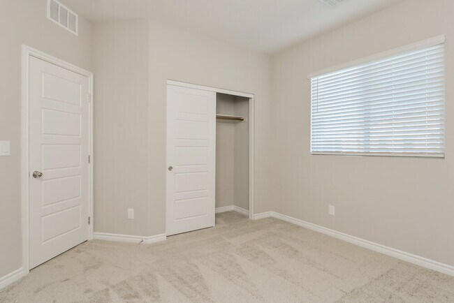 Building Photo - 832 Astra Peak St