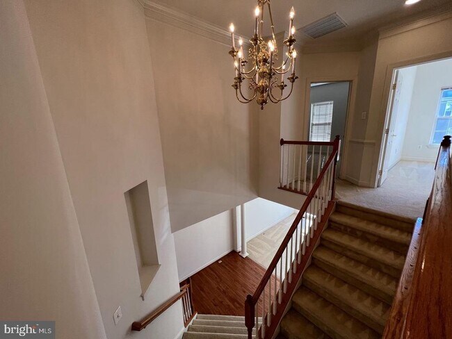 Building Photo - 15808 Buxton Pl