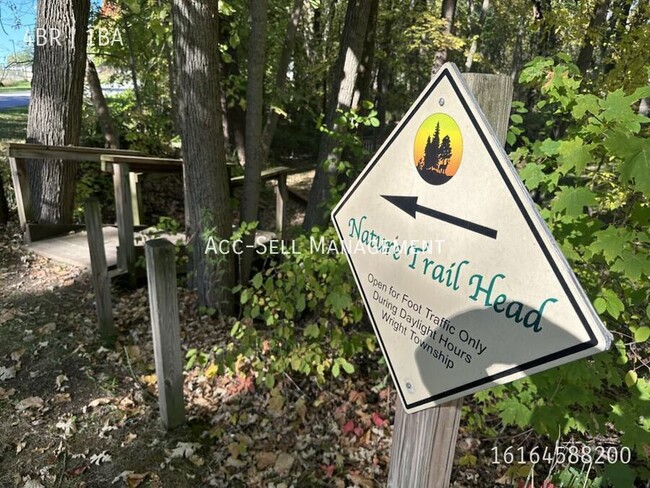 Building Photo - 14535 16th Ave