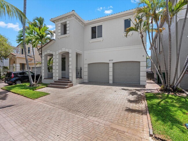Primary Photo - 21227 NE 31st Pl