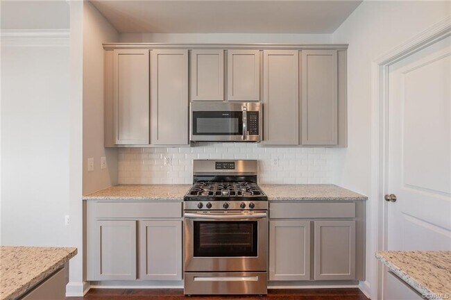 Building Photo - 4844 Wild Horse Ln