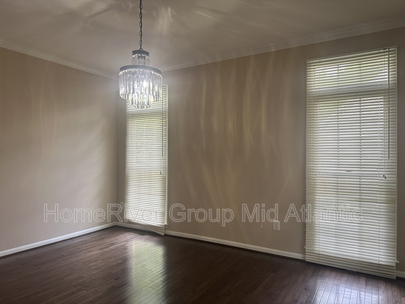 Building Photo - 8308 Holly Haven Ln