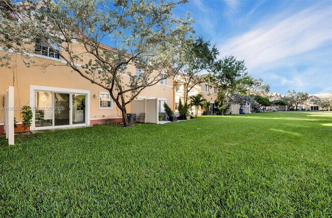 Building Photo - 2311 SW 87th Way