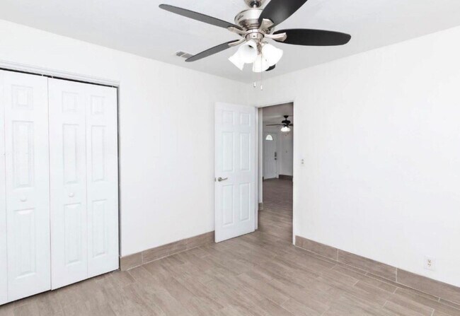 Building Photo - 1398 SW 47th Terrace