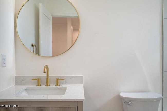 Building Photo - 2006 W Madison St