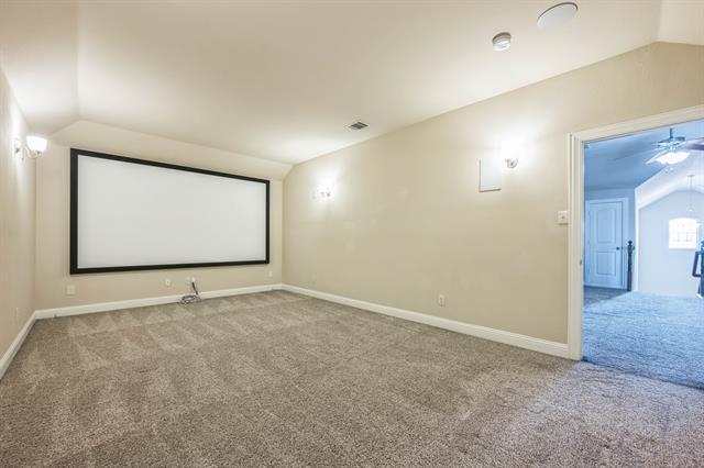 Building Photo - 301 Harcourt Ave