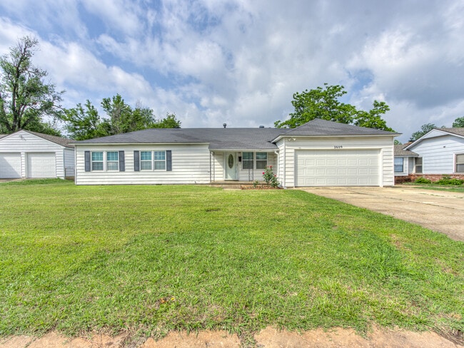 Building Photo - 2609 Mickey Rd