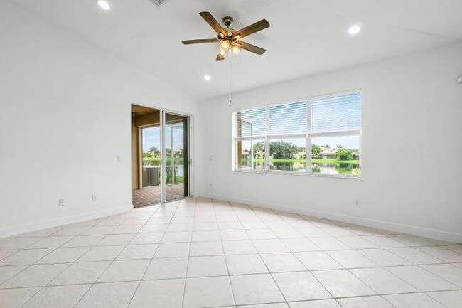 Building Photo - 8593 Mangrove Cay