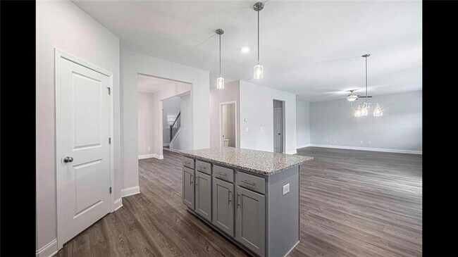 Building Photo - 3792 Oak Rdg Dr