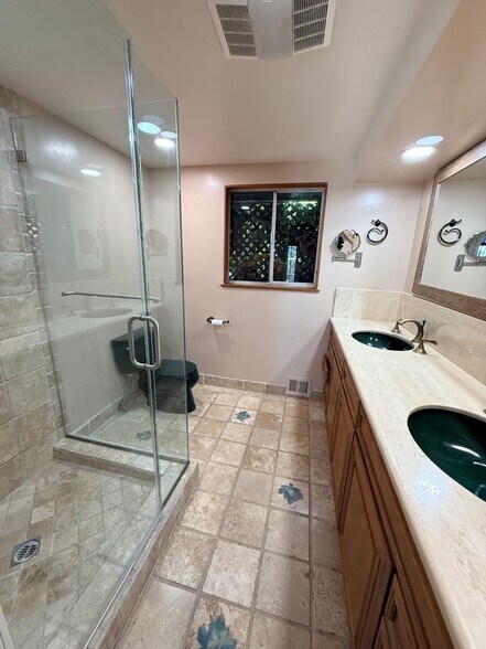 Building Photo - Beautiful 3bed 3bath, plus bonus room home in Highland Oaks neighborhood of Arcadia