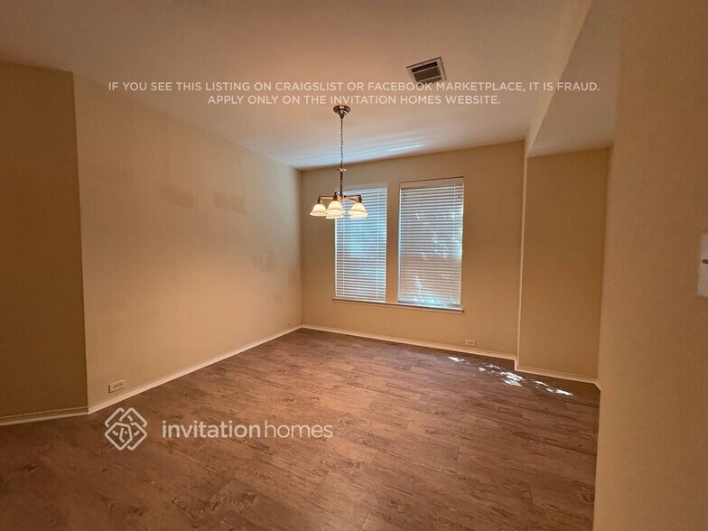 Building Photo - 3905 Ringdove Way