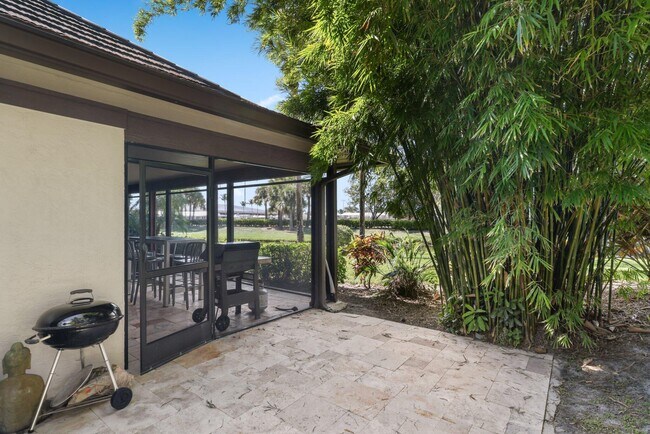 Building Photo - 2835 Polo Island Dr