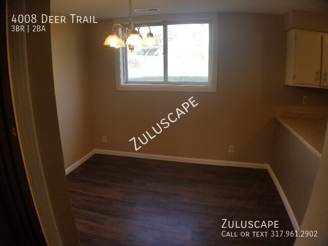 Building Photo - 4008 Deer Trail