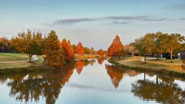 Building Photo - 7414 Newbury Trail