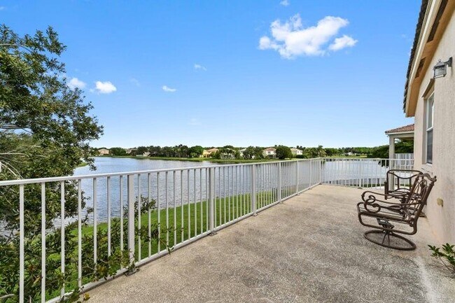 Building Photo - 9942 Shepard Pl