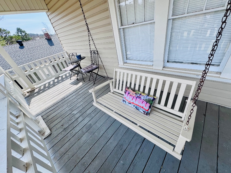 Building Photo - 205 Reid St