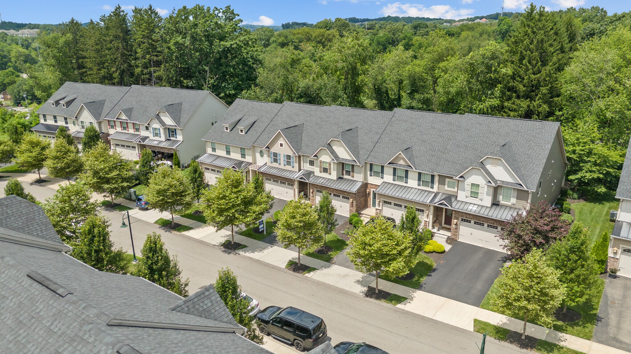Building Photo - 433 Fairmont Dr