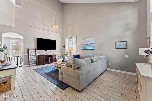 Building Photo - 563 Longmill Ln