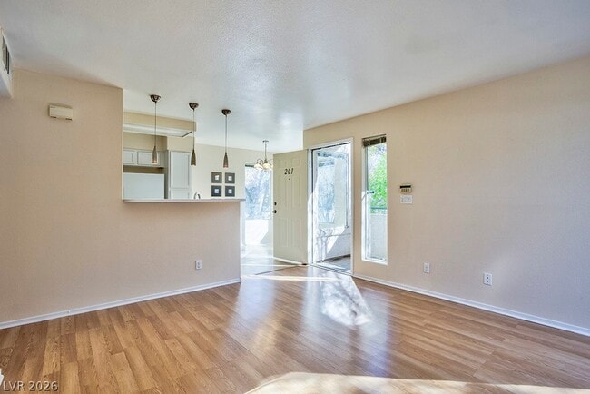 Building Photo - 3035 Casey Dr
