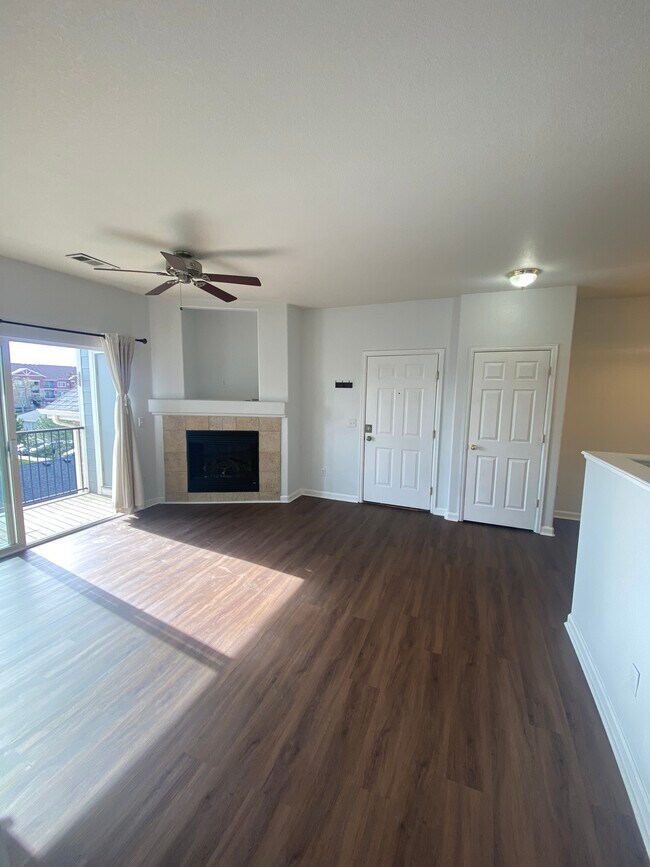 Primary Photo - 4451 S Ammons St