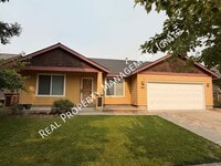 Building Photo - 309 NW Antler Loop