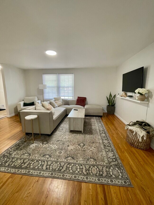 Kitchen opens to living area - 2591 Buffalo Rd